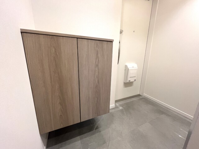 シャトーエスペランス 玄関廊下