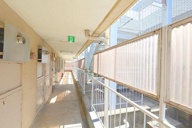 八雲スカイハイツ 玄関