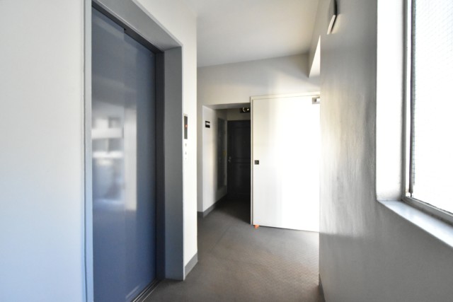 ニュー恵比寿フラワーマンション 玄関