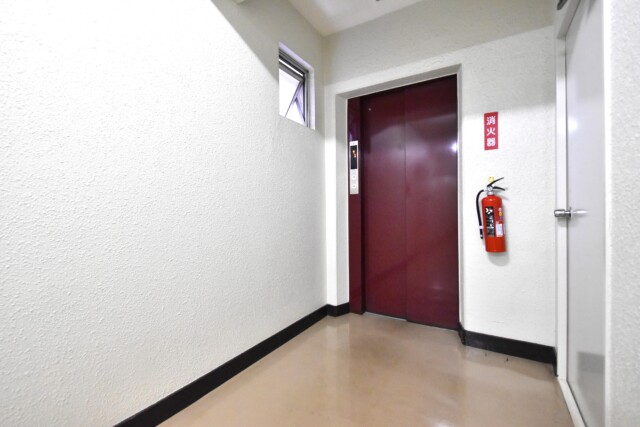 サンビューハイツ音羽 玄関