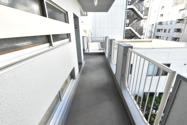 ニュー恵比寿フラワーマンション 玄関