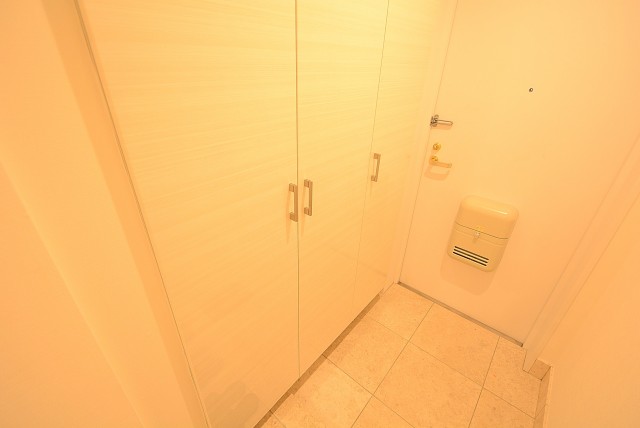 セザール月島 玄関