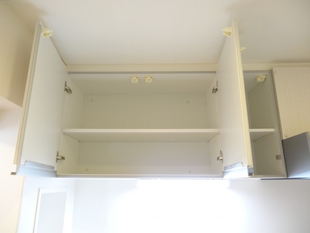 サンセピア幡ヶ谷　システムキッチン収納