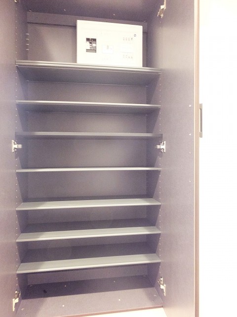 メゾン・ド・エビスシューズBOX