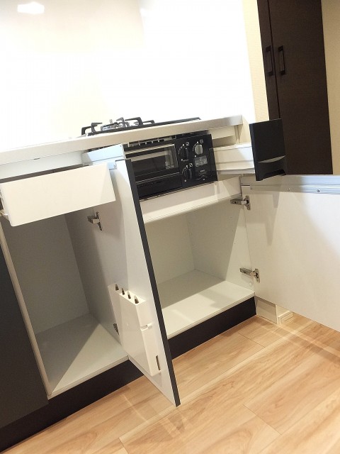 メゾン・ド・エビス　キッチン収納