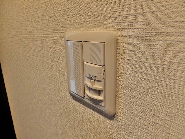 L-Flat新富町　人感センサー