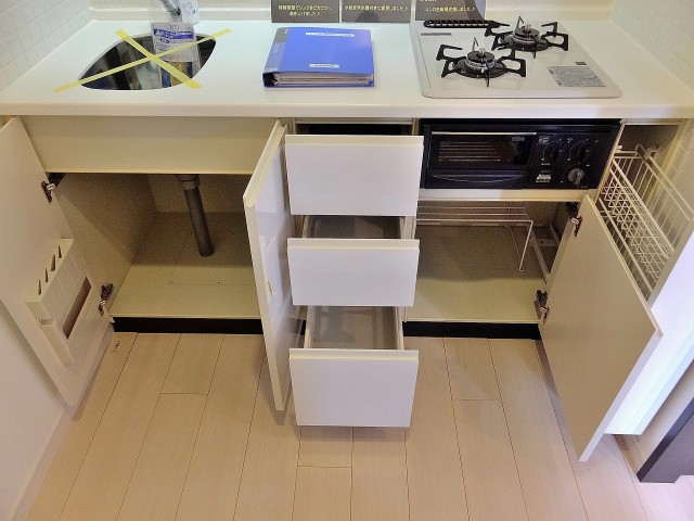 L-Flat新富町　キッチン収納