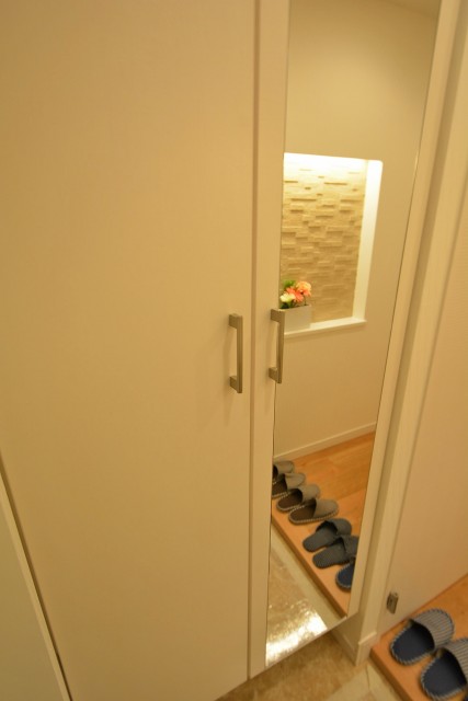 クレッセント中目黒　シューズボックス