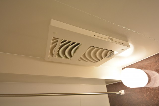 クレッセント中目黒　バスルーム