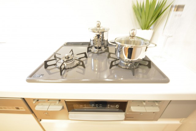 クレッセント中目黒　コンロ