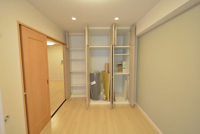 グランシティ勝どき　洋室収納