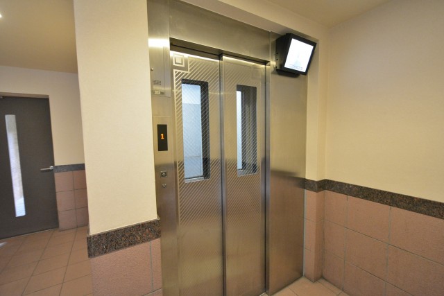 グランシティ勝どき　エレベーター