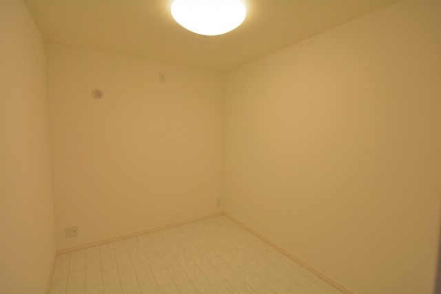 サンヴェール世田谷経堂　サービスルーム約4帖