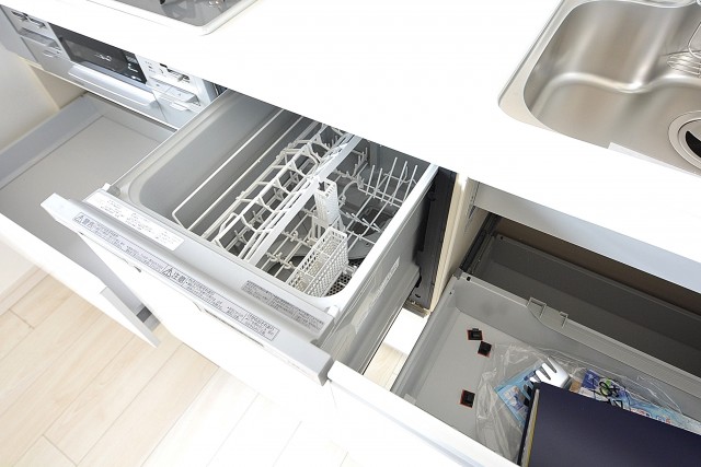 システムキッチン　食洗機