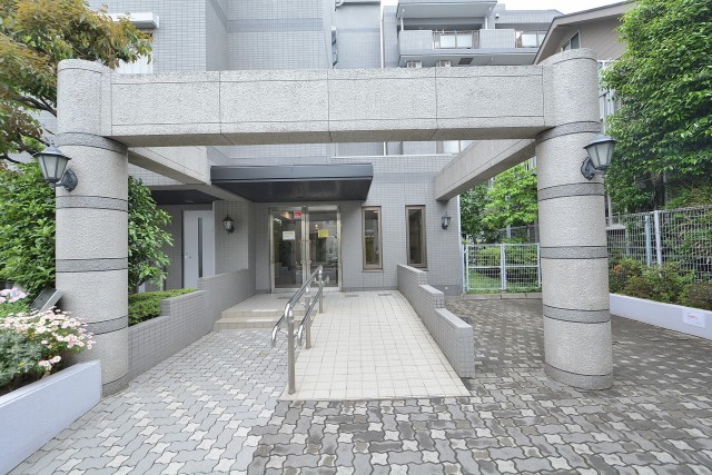 サンヴェール世田谷経堂　エントランス