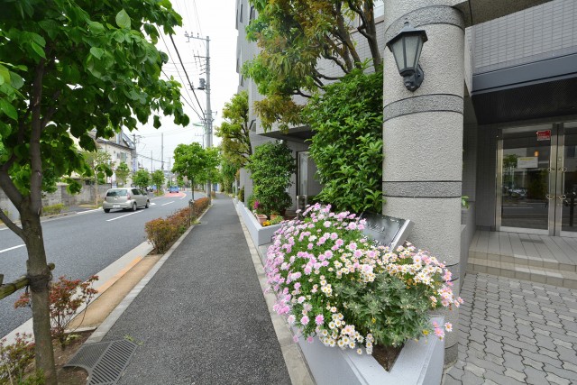 サンヴェール世田谷経堂　エントランス