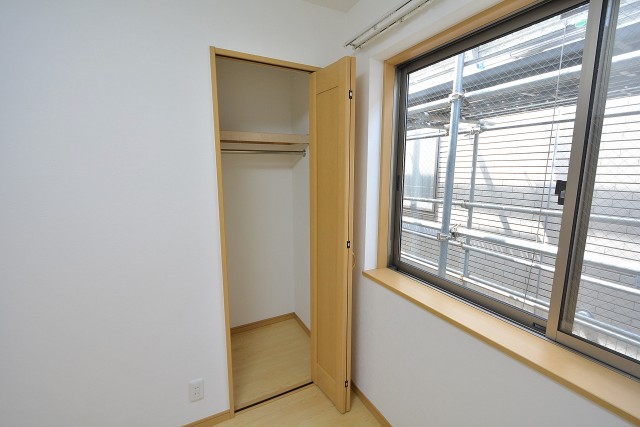 セボン世田谷桜　3階洋室4.6収納