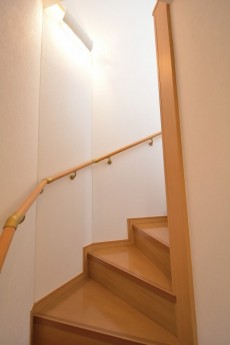 セボン世田谷桜　3階～屋上階段
