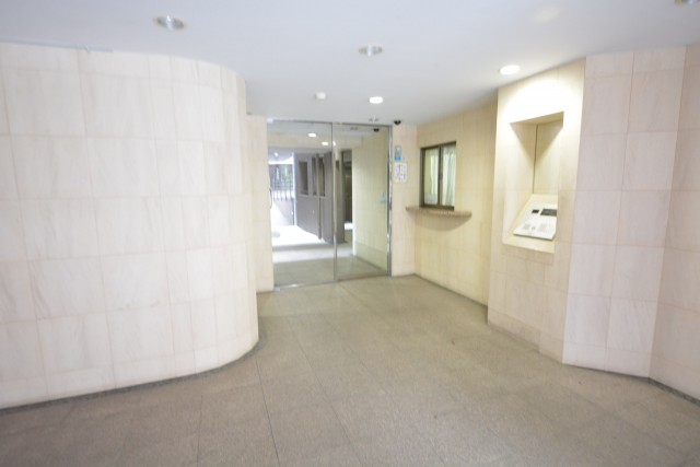 ルピナス麻布シティフォルム　エントランス