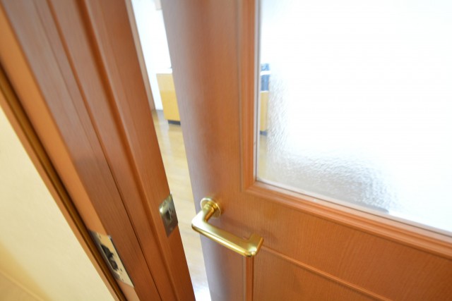 ルピナス麻布シティフォルム　ダイニング扉