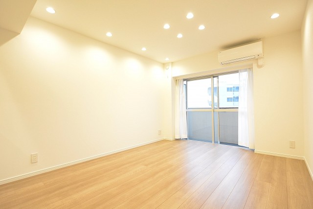 バロール代々木　13.0帖LDK