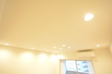 バロール代々木　LDK照明