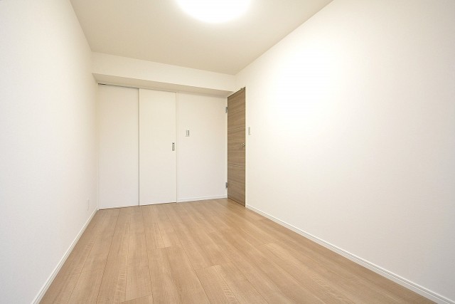 バロール代々木　5.7帖洋室