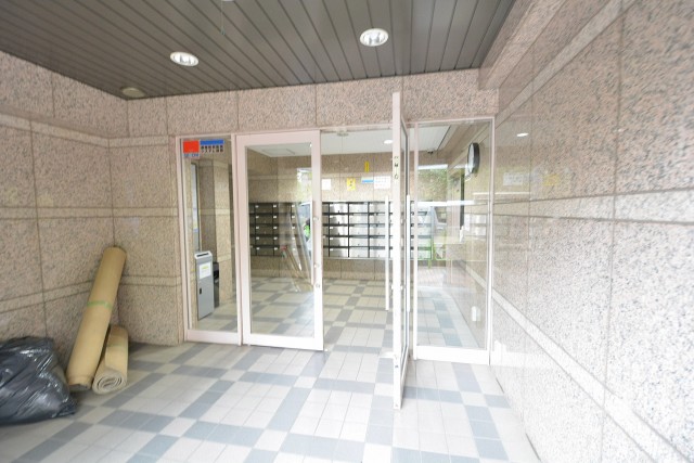 セザール月島　エントランス