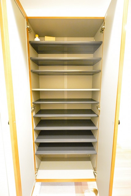 柏木ローズマンション　シューズBOX709