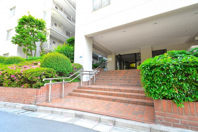 神楽坂ハウス　エントランス