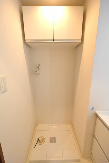 グローリア初穂新宿Ⅲ　洗濯機置場