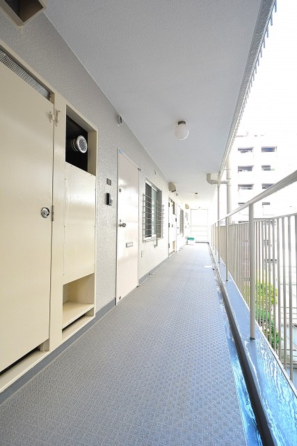 神楽坂ハウス　廊下