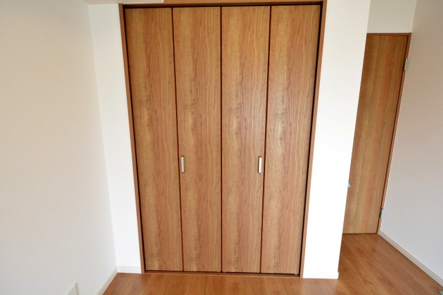 グローリア初穂新宿Ⅲ　洋室約6.6帖収納