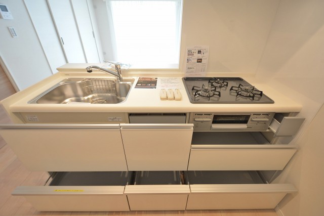 ルミネ五反田　キッチン収納