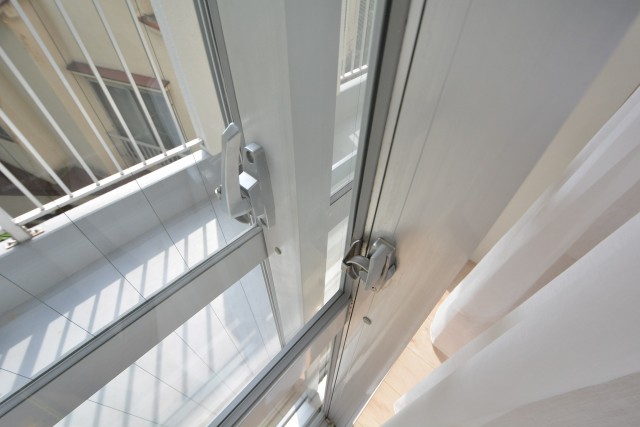 ルミネ五反田　バルコニーへ二重サッシ