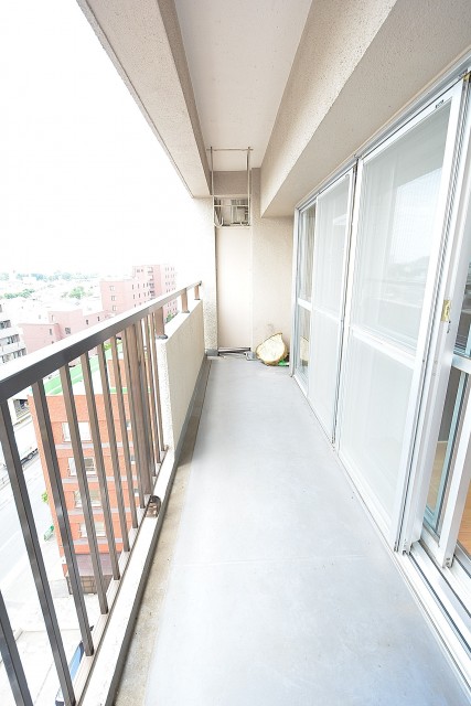 柿の木坂パレス　南東向きのバルコニー