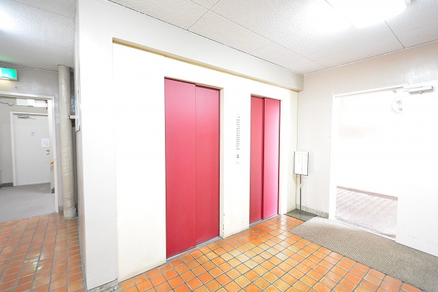 柿の木坂パレス　エレベーターホール