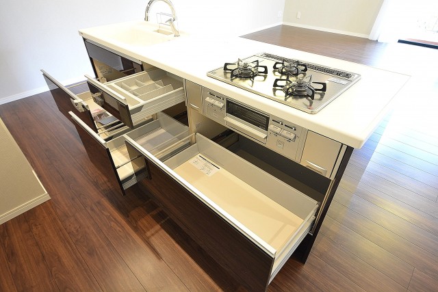 パレス池田山　アイランドキッチン