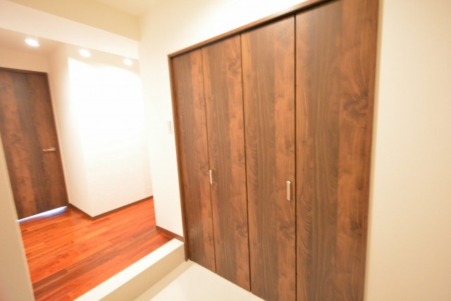 戸越パレス　玄関中