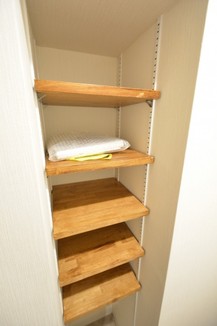 中銀小石川マンシオン　トイレ収納