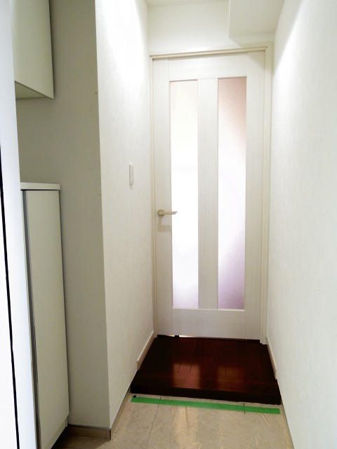 メゾンドール本郷　玄関