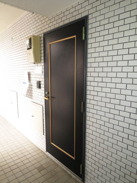 グローリア初穂新宿Ⅲ　玄関ドア