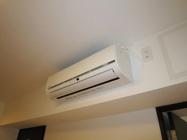だいにんぐキッチン　エアコン新規取付