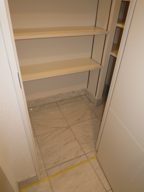 大容量のシューズインクローク