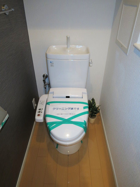 ウォシュレット付のトイレ