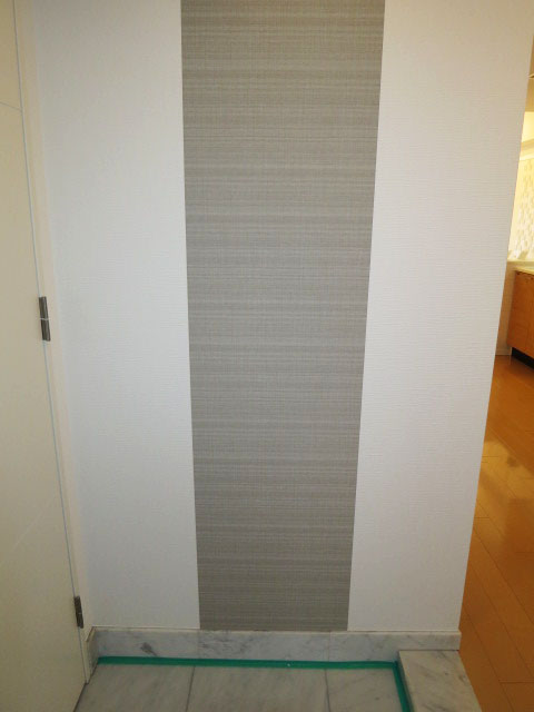 玄関のアクセントクロス