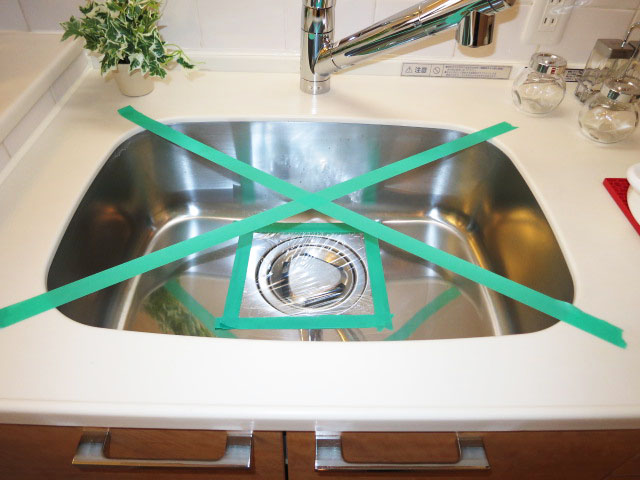 シンクの水栓は浄水器一体型