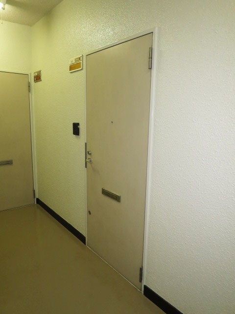 サンビューハイツ音羽　玄関ドア