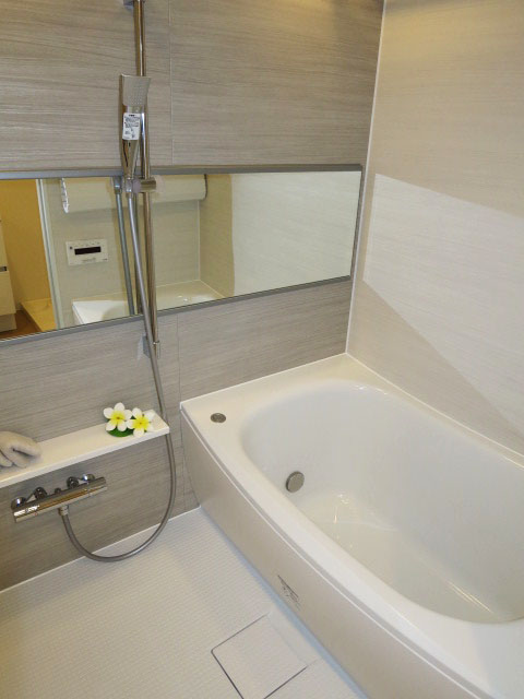 柏木ローズマンション のびのびできそうなバスルーム