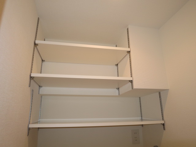 廊下には洗濯機置き場